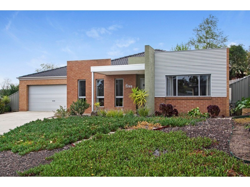 5 Catherine Court, Brown Hill VIC 3350