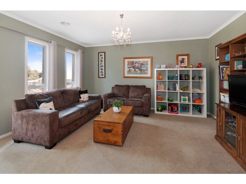 5 Catherine Court, Brown Hill VIC 3350