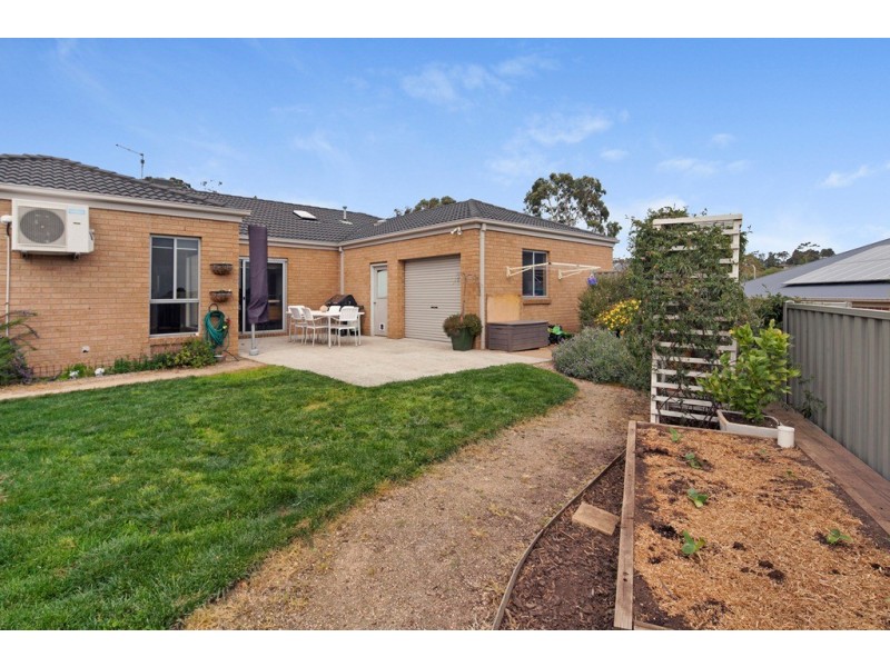 5 Catherine Court, Brown Hill VIC 3350