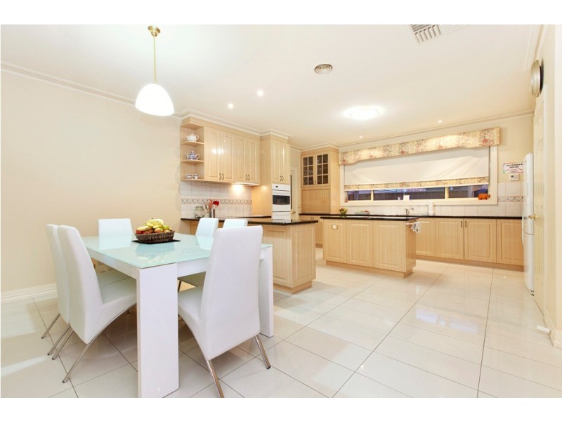 1118 Howitt Street, Wendouree VIC 3355