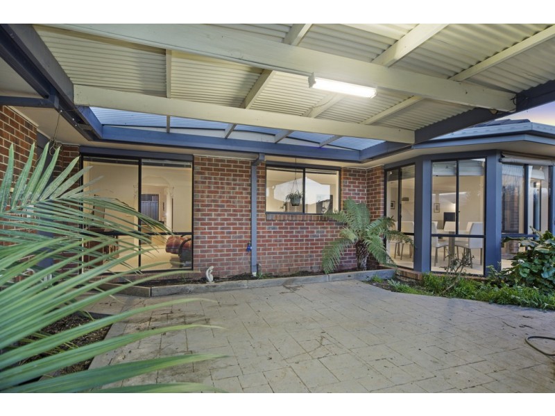 9 Bogong Avenue, Invermay Park VIC 3350