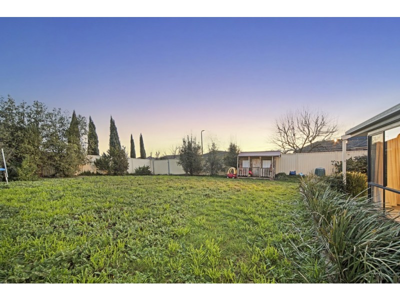 9 Bogong Avenue, Invermay Park VIC 3350