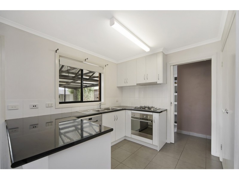 32 Ashwood Gardens, Mitchell Park VIC 3355