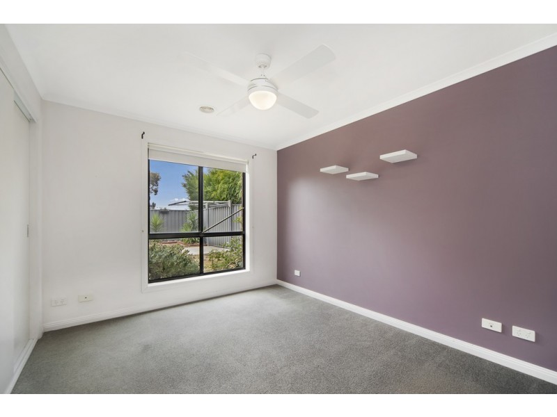 32 Ashwood Gardens, Mitchell Park VIC 3355