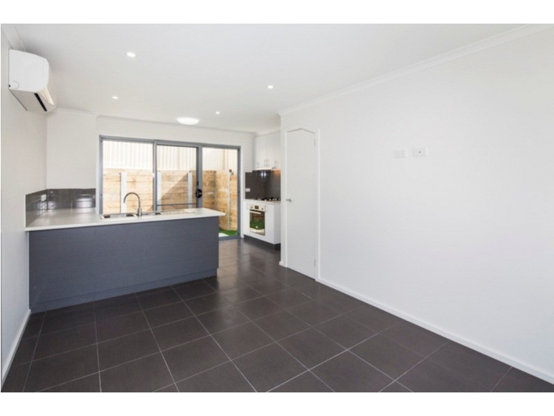 2/430 Main Road, Golden Point VIC 3350