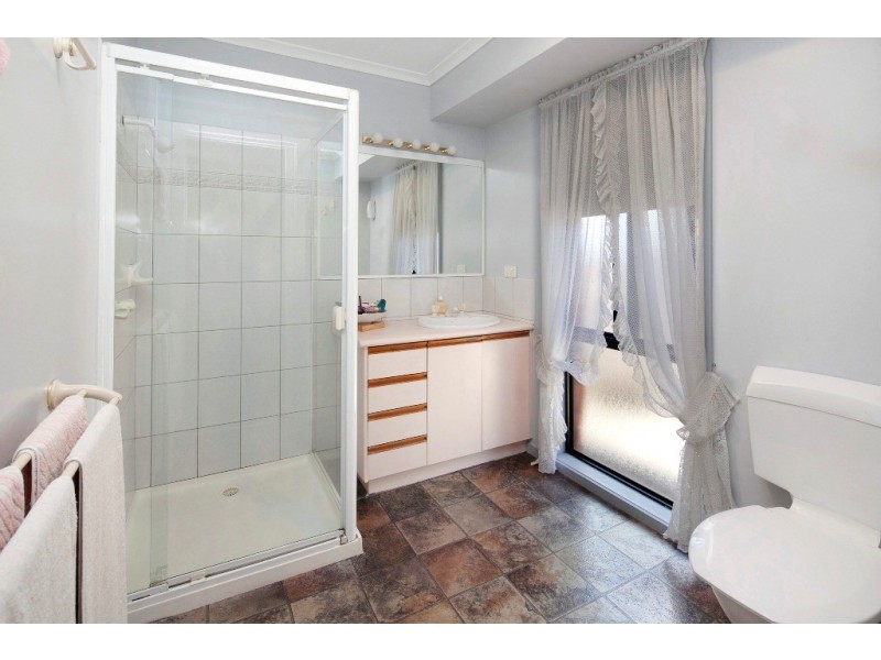 9 Shari Drive, Delacombe VIC 3356