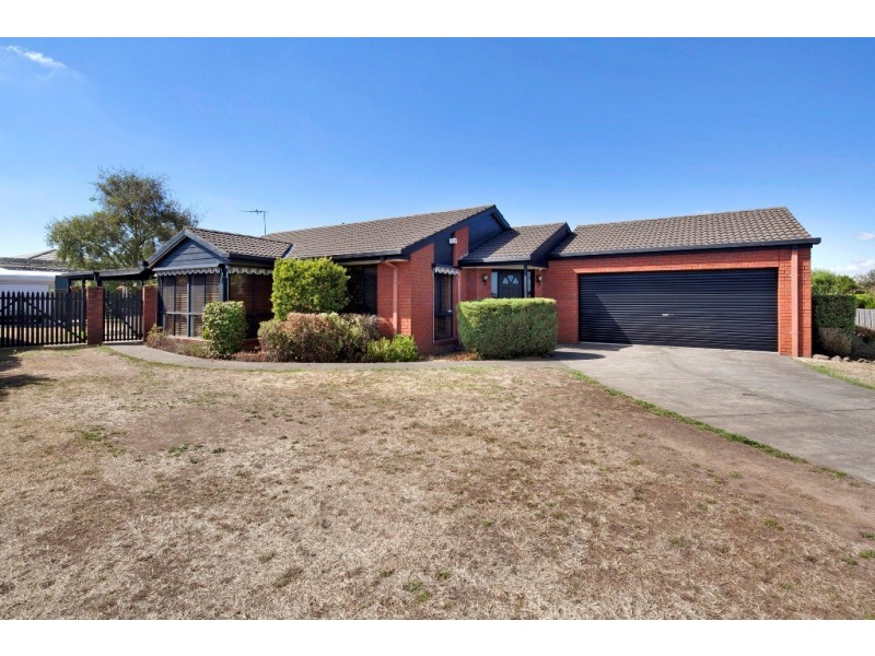 9 Shari Drive, Delacombe VIC 3356