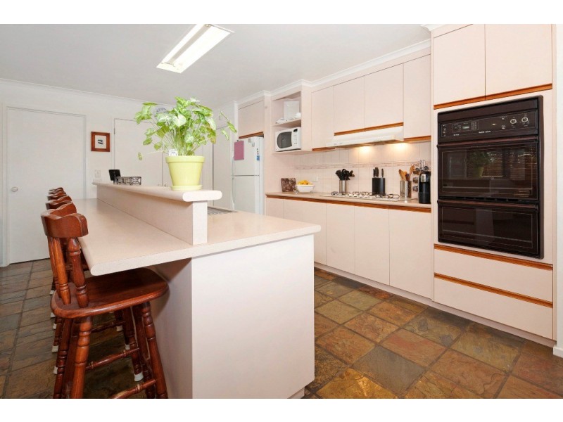 9 Shari Drive, Delacombe VIC 3356