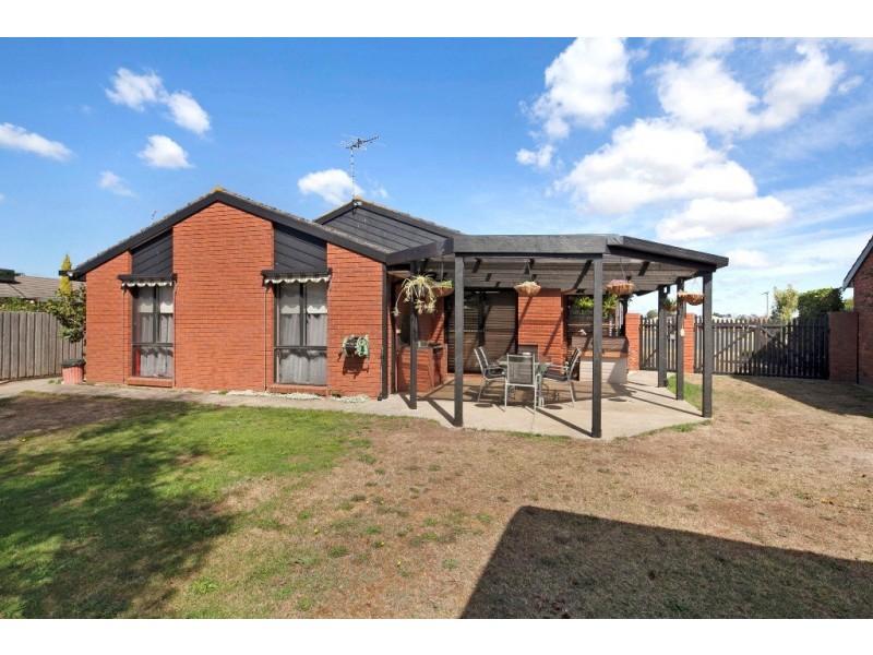 9 Shari Drive, Delacombe VIC 3356