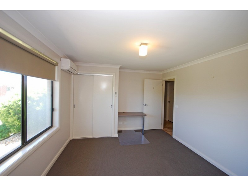 21 Mahers Rd, Warrenheip VIC 3352