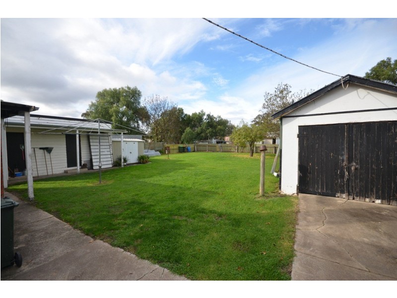 38 Liebig Street, Avoca VIC 3467