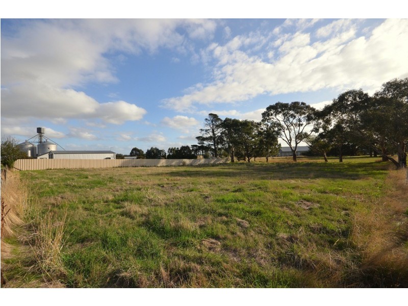 15-17 Osborne Street, Skipton VIC 3361