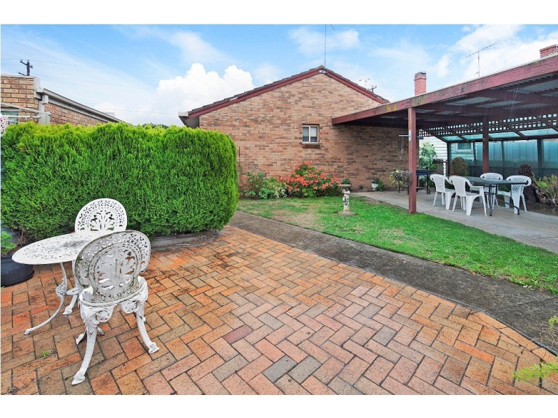 39 Albert St, Sebastopol VIC 3356