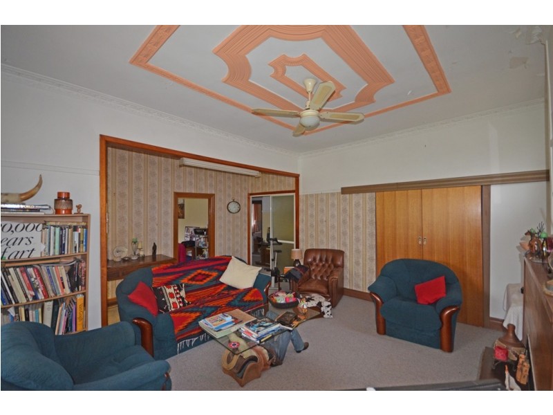 194 High Street, Avoca VIC 3467