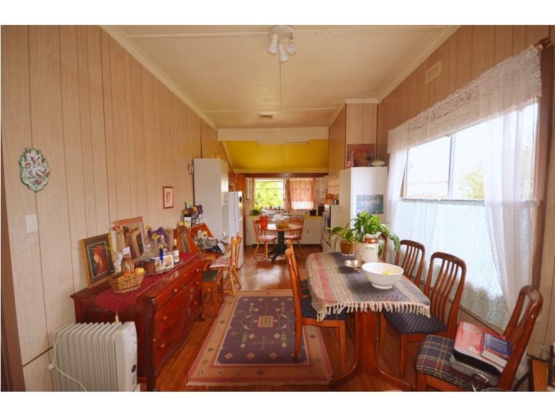 194 High Street, Avoca VIC 3467