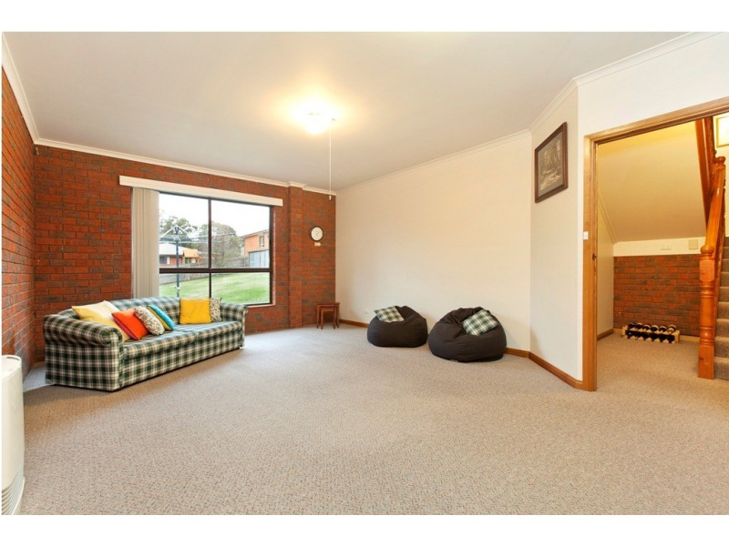 5 Duggan Street, Black Hill VIC 3350