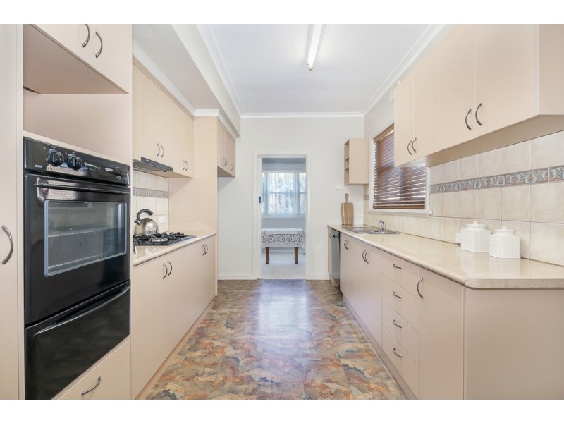 29 Waller Avenue, Newington VIC 3350
