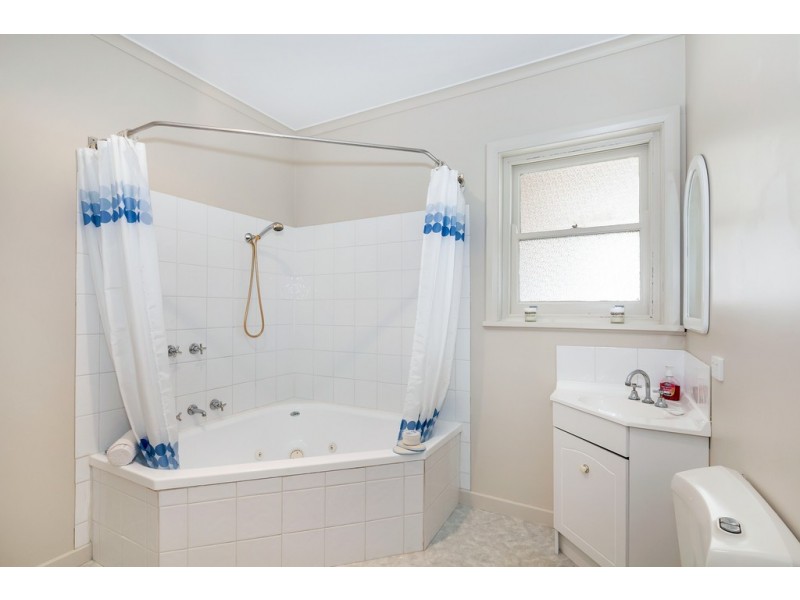 29 Waller Avenue, Newington VIC 3350