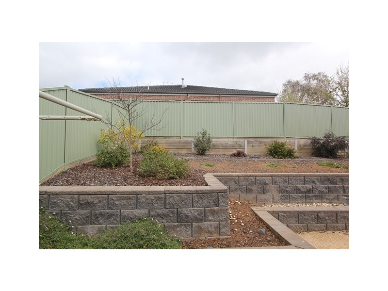 52 Waterford Drive, Miners Rest VIC 3352