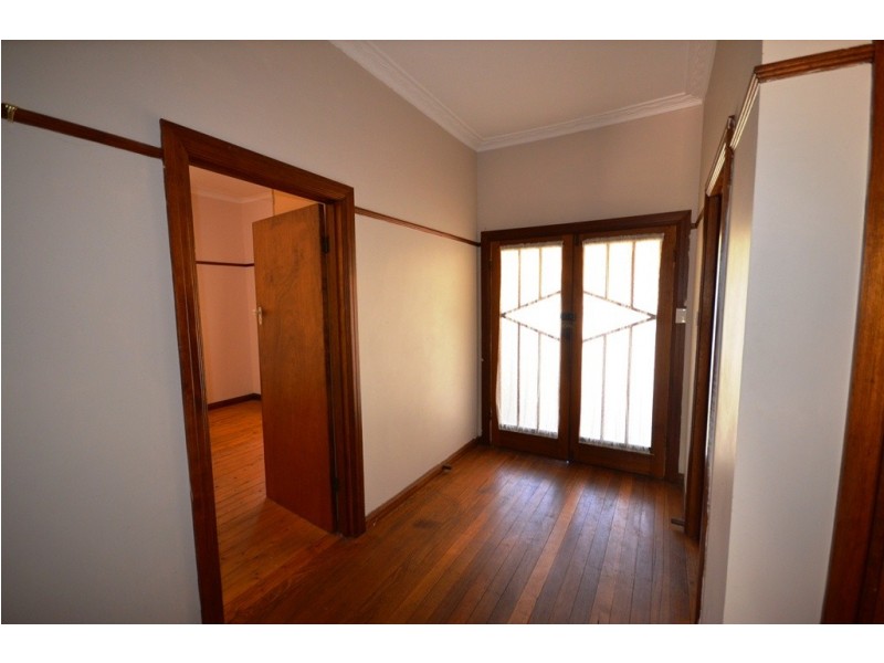 198 High Street, Avoca VIC 3467