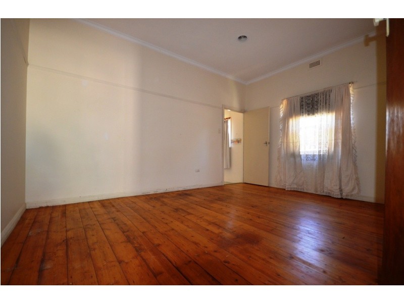 198 High Street, Avoca VIC 3467
