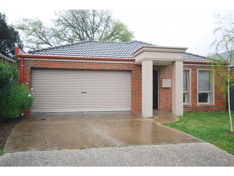 44 Norfolk Avenue, Lake Gardens VIC 3355