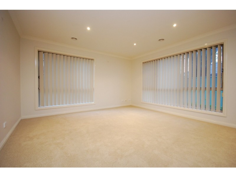 44 Norfolk Avenue, Lake Gardens VIC 3355