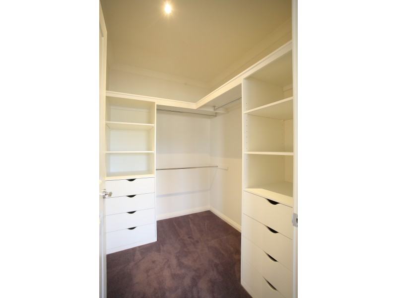 15 Robilliard Way, Sebastopol VIC 3356