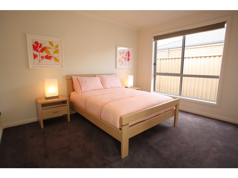 15 Robilliard Way, Sebastopol VIC 3356