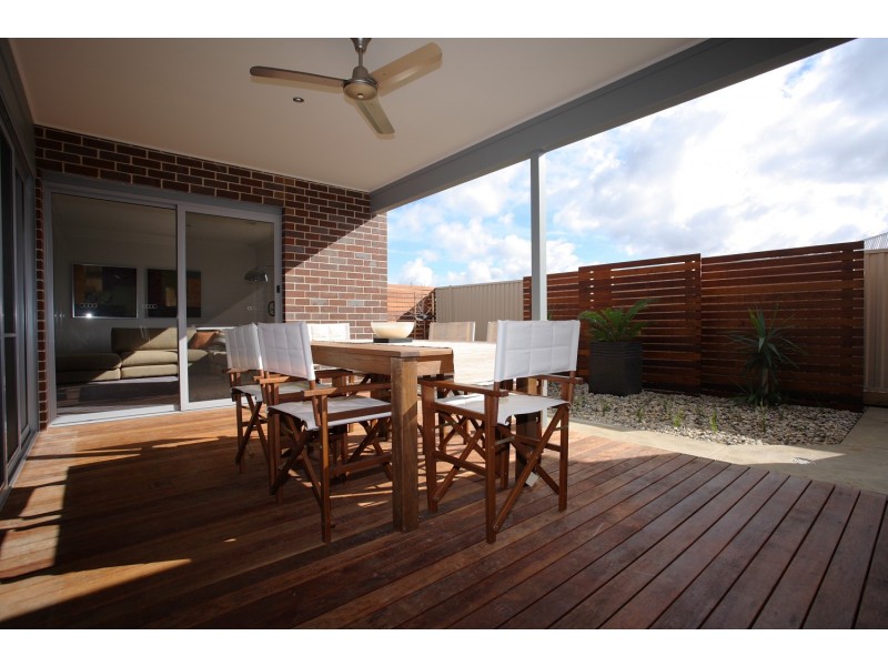15 Robilliard Way, Sebastopol VIC 3356