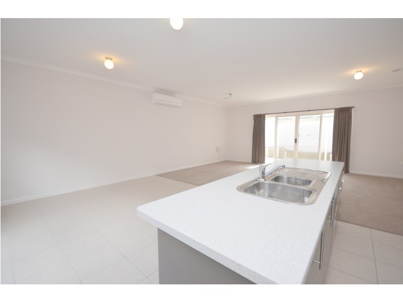 24 Ford Street, Ballarat East VIC 3350