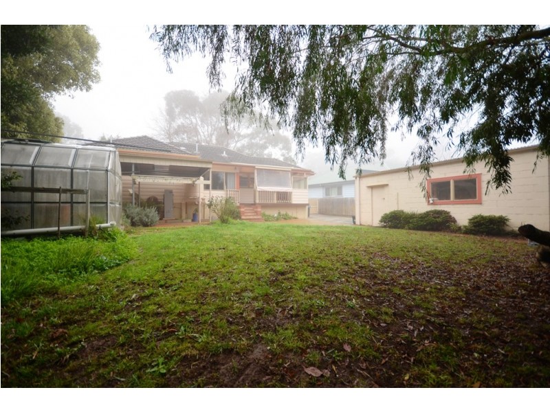 10 Rathkeale Avenue, Mount Helen VIC 3350
