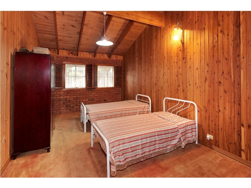 15 Blackberry Lane, Haddon VIC 3351