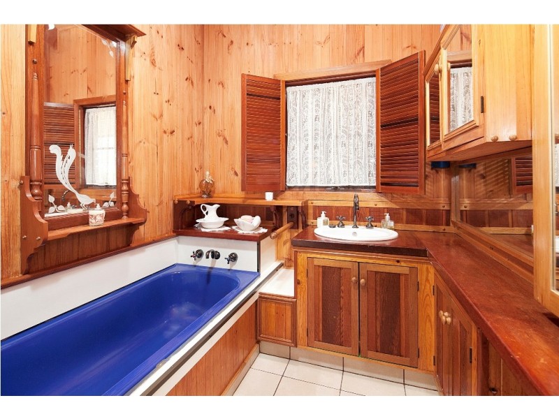 15 Blackberry Lane, Haddon VIC 3351