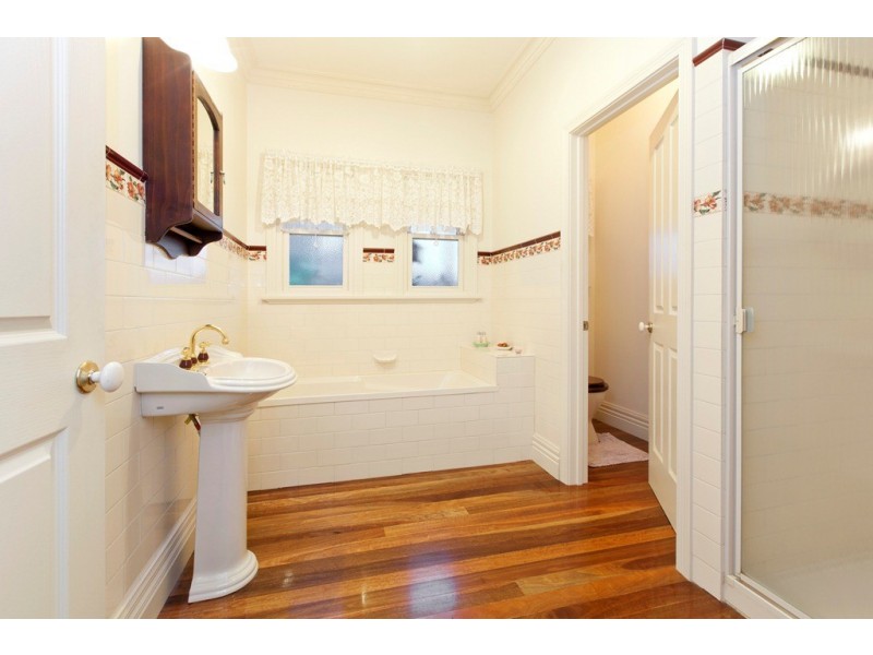 38 Edwardes Street, Black Hill VIC 3350