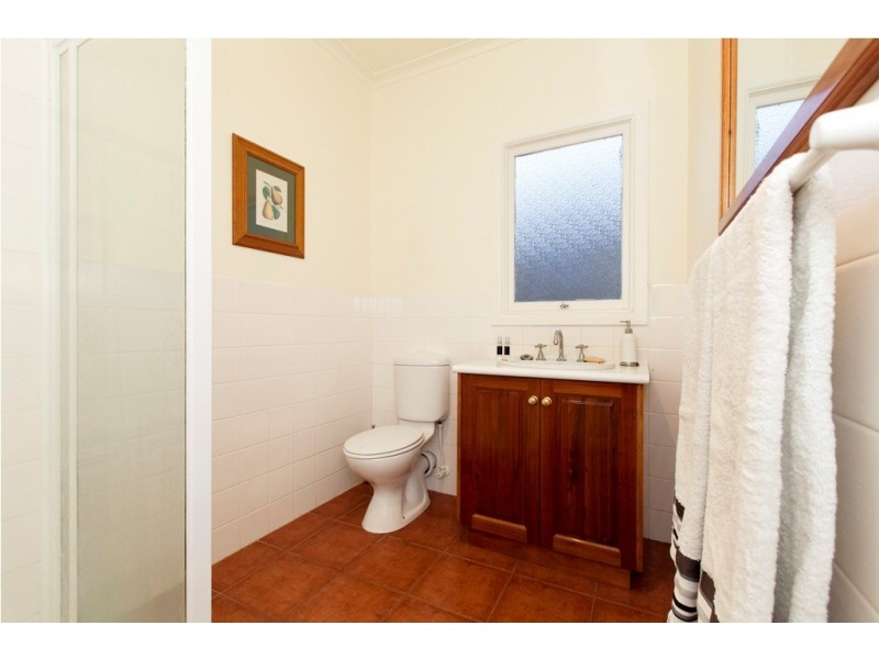 17 Head Street, Wendouree VIC 3355