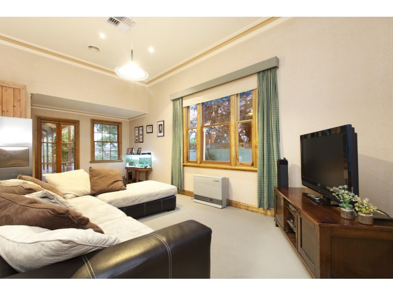 723 Barkly Street, Mount Pleasant VIC 3350