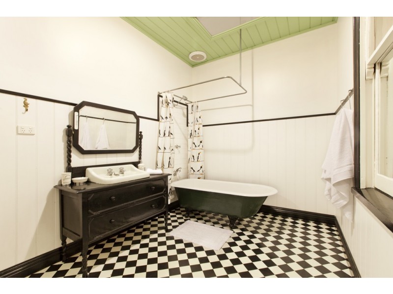 723 Barkly Street, Mount Pleasant VIC 3350