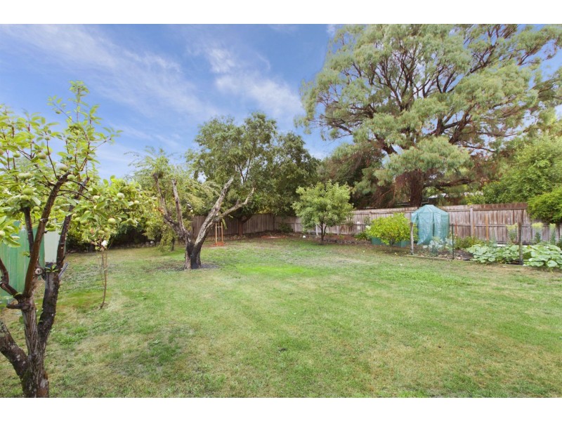 723 Barkly Street, Mount Pleasant VIC 3350