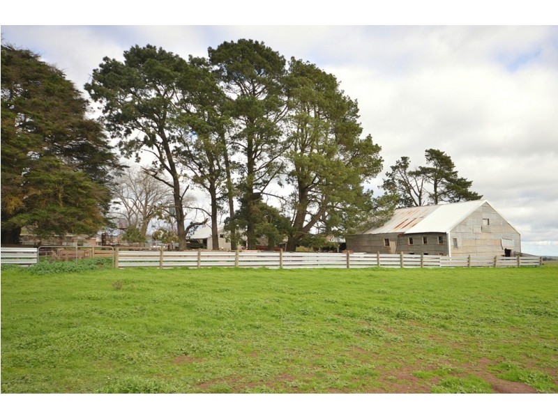 277 Grills Road, Blowhard VIC 3352