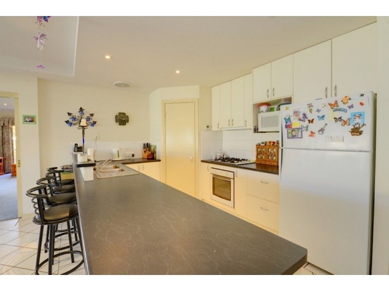 1865 Sturt Street, Alfredton VIC 3350