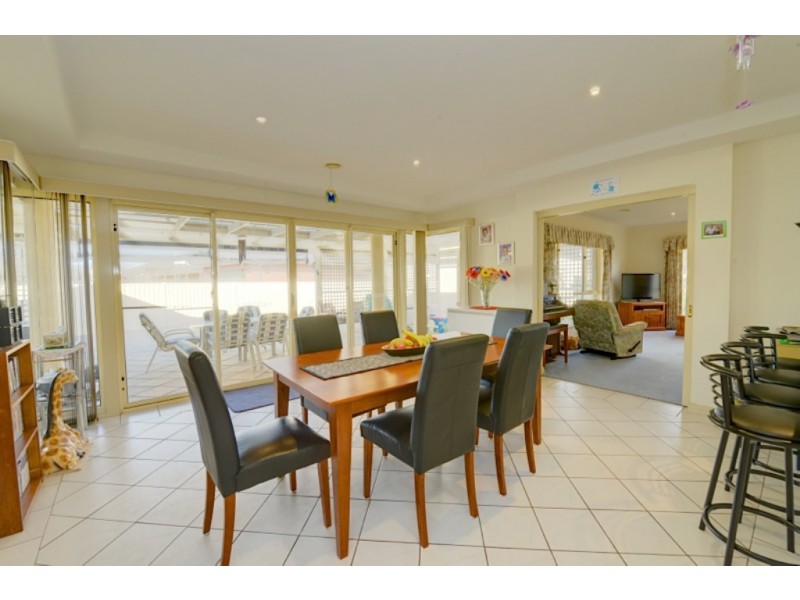 1865 Sturt Street, Alfredton VIC 3350