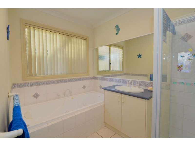 1865 Sturt Street, Alfredton VIC 3350