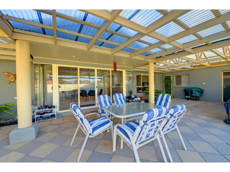 1865 Sturt Street, Alfredton VIC 3350