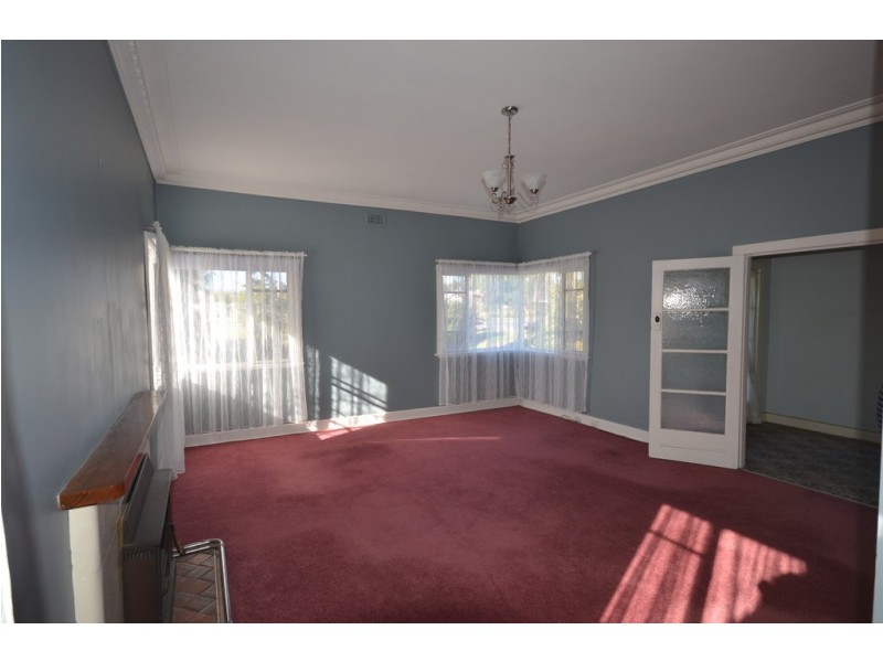 169 High Street, Avoca VIC 3467