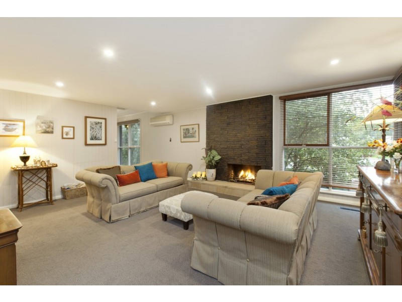 214 Eddy Avenue, Mount Helen VIC 3350