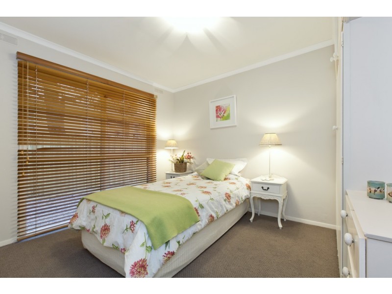 214 Eddy Avenue, Mount Helen VIC 3350