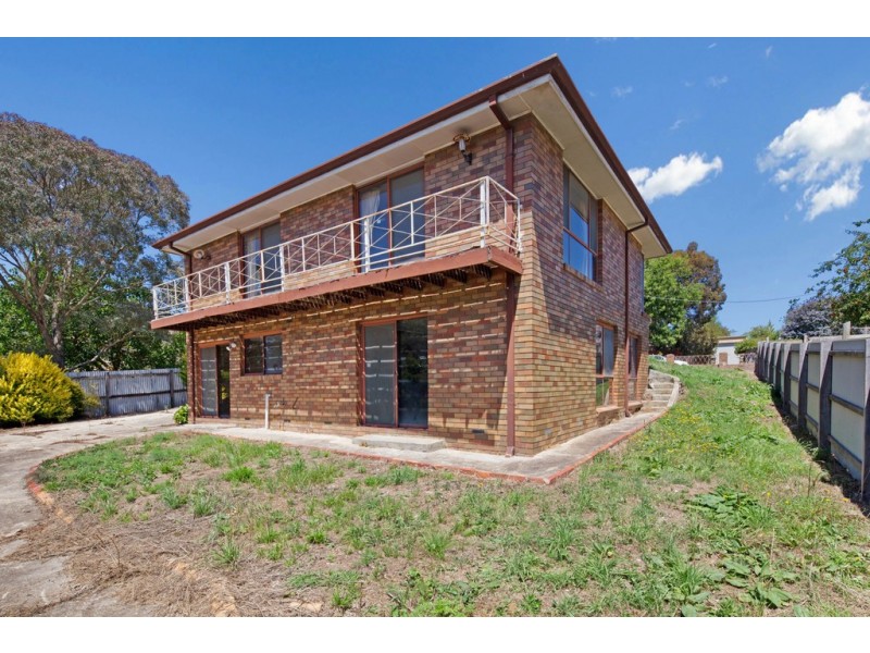 29 Young Street, Golden Point VIC 3350