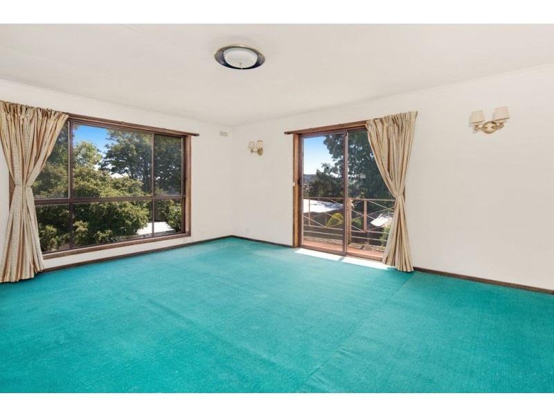 29 Young Street, Golden Point VIC 3350