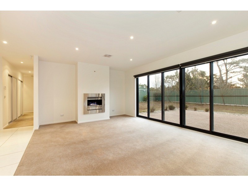 46 Faversham Avenue, Lake Gardens VIC 3355